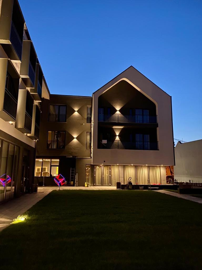 Отель Casa Calfelor Kolping Тимишоара Экстерьер фото